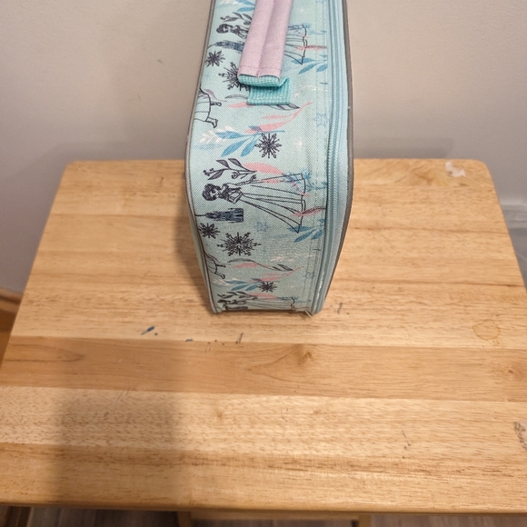 School Lunch Box - Picture 3 of 4